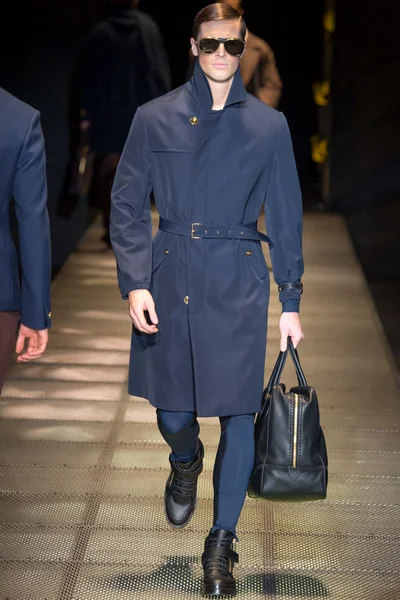 Look 36